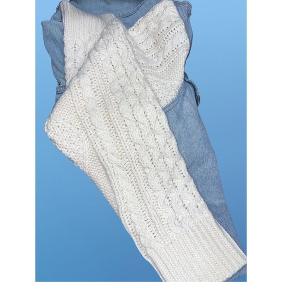 POL Denim Jean Jacket  W/ Cable Knit Sleeves Size Large - Picture 5 of 6